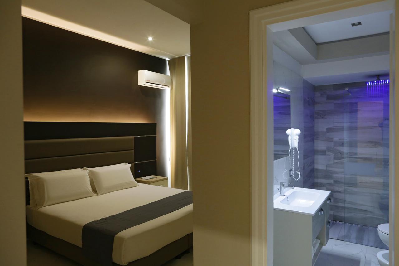 Hotel Vergilius Billia Neapel Exteriör bild
